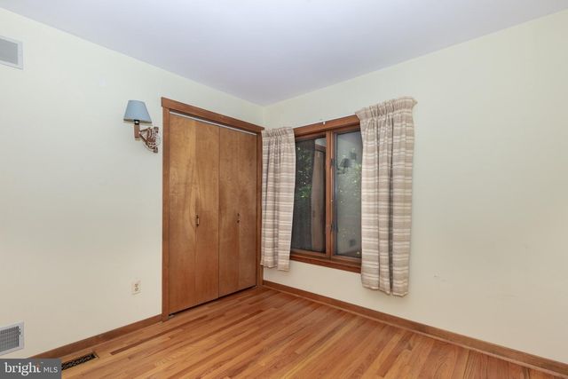 1919 GRAVEL DR, Hampstead, MD 21074