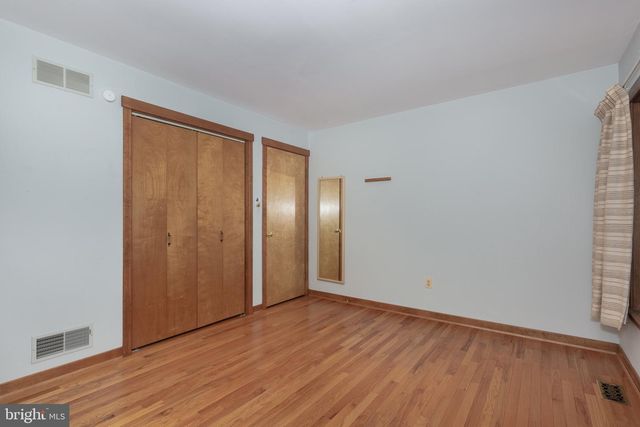 1919 GRAVEL DR, Hampstead, MD 21074