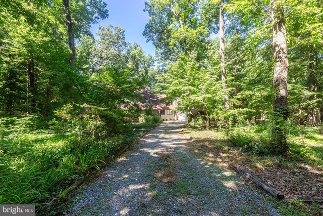 1919 GRAVEL DR, Hampstead, MD 21074