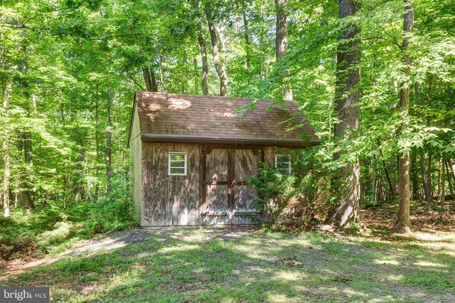 1919 GRAVEL DR, Hampstead, MD 21074