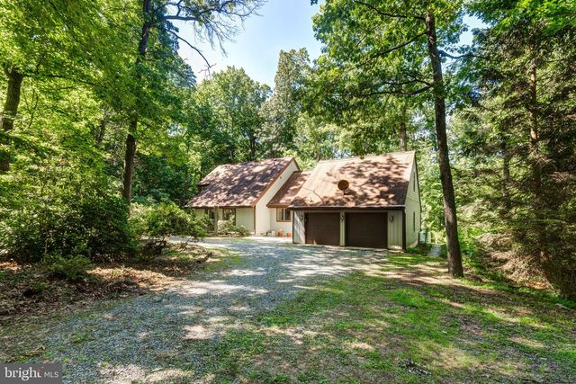 1919 GRAVEL DR, Hampstead, MD 21074