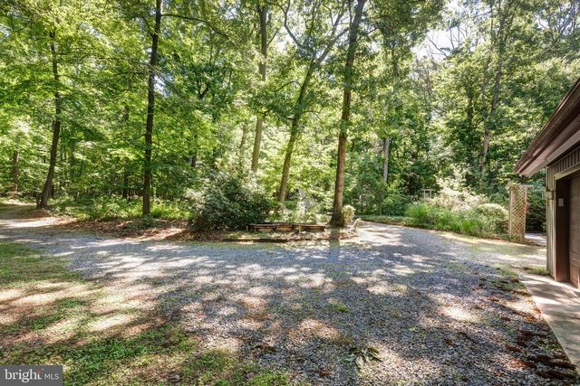 1919 GRAVEL DR, Hampstead, MD 21074