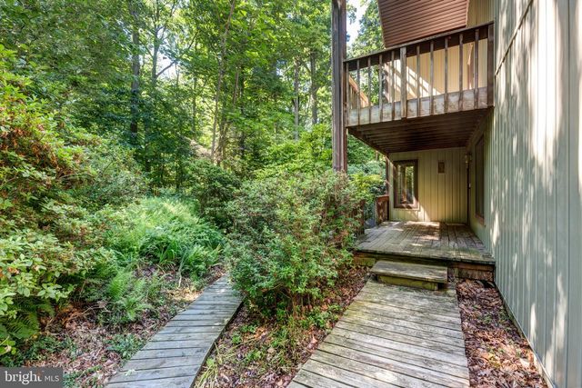1919 GRAVEL DR, Hampstead, MD 21074