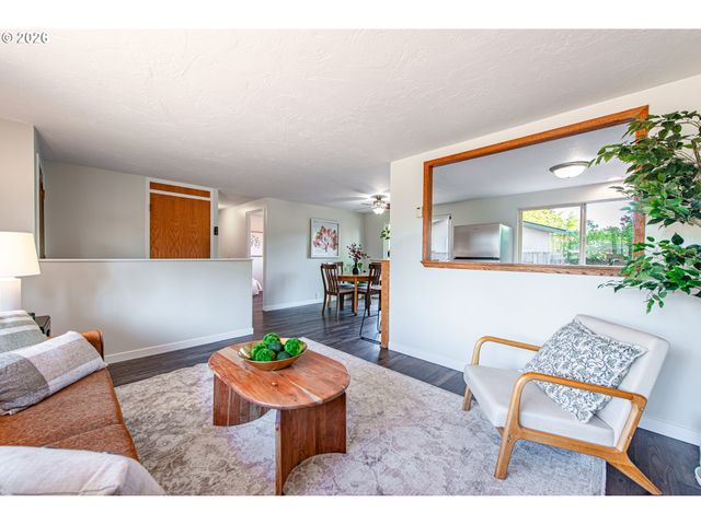 196 MAVERICK Ave, Eugene, OR 97404
