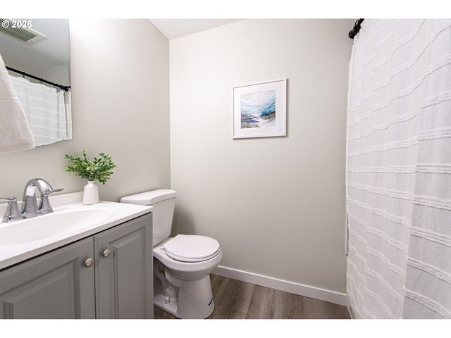 196 MAVERICK Ave, Eugene, OR 97404