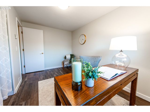 196 MAVERICK Ave, Eugene, OR 97404