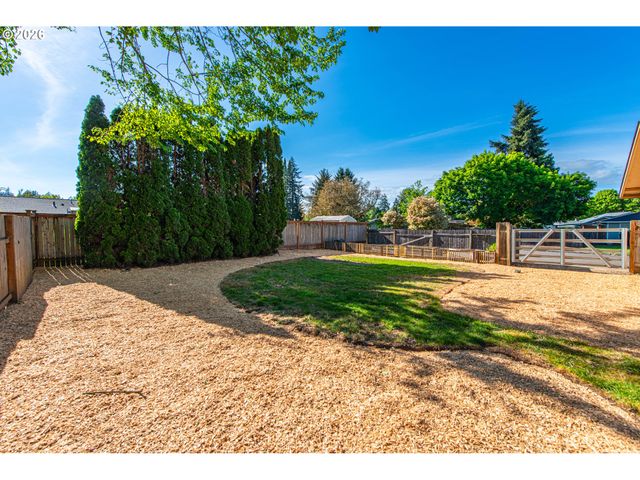 196 MAVERICK Ave, Eugene, OR 97404