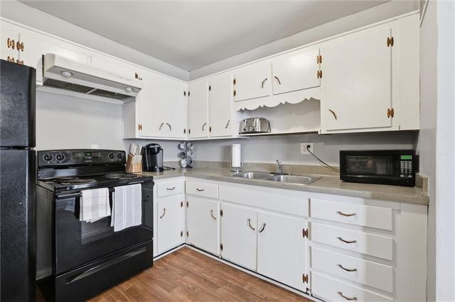 620 N 13th Terrace, Leavenworth, KS 66048