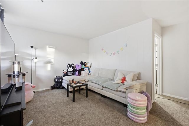 620 N 13th Terrace, Leavenworth, KS 66048