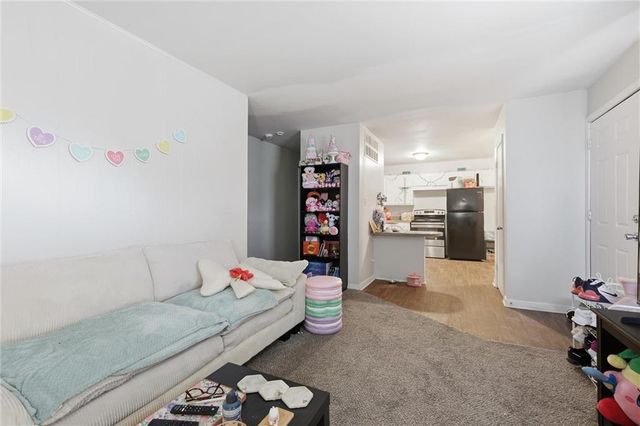 620 N 13th Terrace, Leavenworth, KS 66048