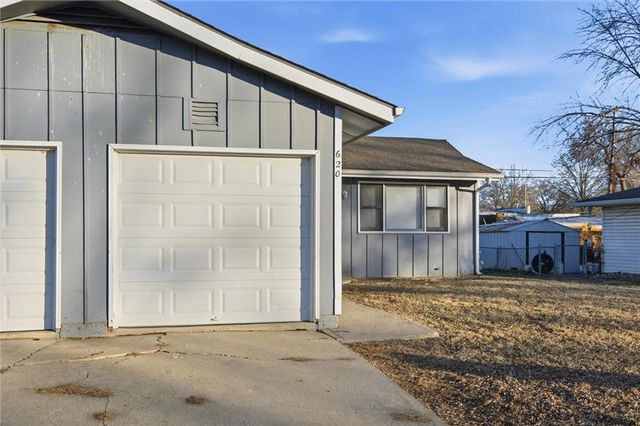 620 N 13th Terrace, Leavenworth, KS 66048