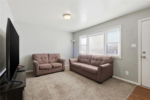 620 N 13th Terrace, Leavenworth, KS 66048