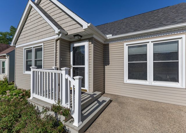 509 S HENRY Street, Geneseo, IL 61254