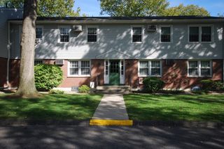 80 Brush Hill Ave 32, West Springfield, MA 01089