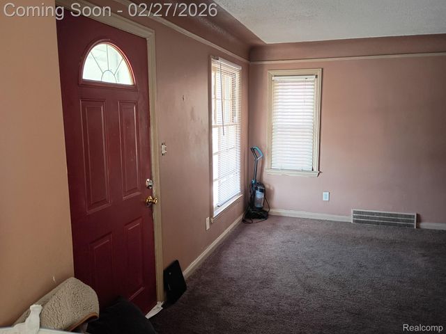 20424 Stotter Street, Detroit, MI 48234