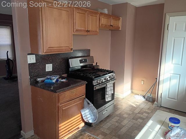 20424 Stotter Street, Detroit, MI 48234