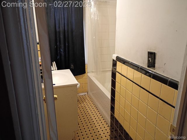 20424 Stotter Street, Detroit, MI 48234