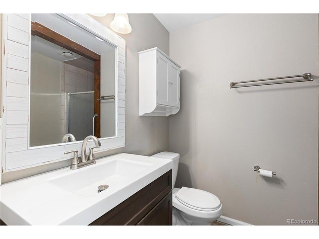 8100 W Quincy Ave E, Littleton, CO 80123