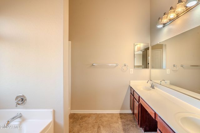 19396 N LOUSANDRA Drive, Maricopa, AZ 85138