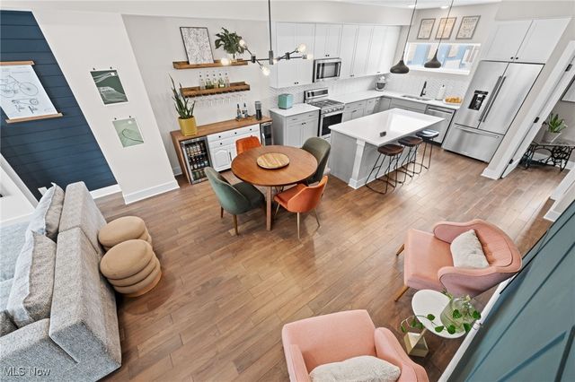 5909 Father Caruso Drive, Cleveland, OH 44102