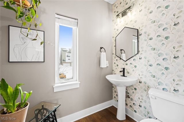 5909 Father Caruso Drive, Cleveland, OH 44102