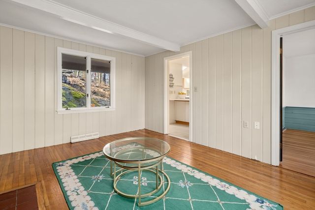 162 Western Ave, Sherborn, MA 01770