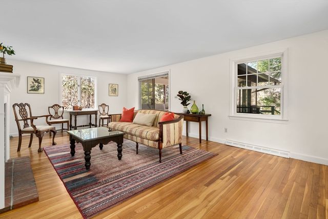 162 Western Ave, Sherborn, MA 01770