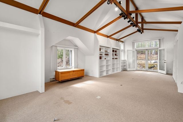 162 Western Ave, Sherborn, MA 01770