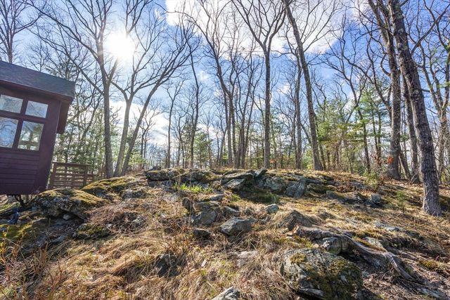 162 Western Ave, Sherborn, MA 01770