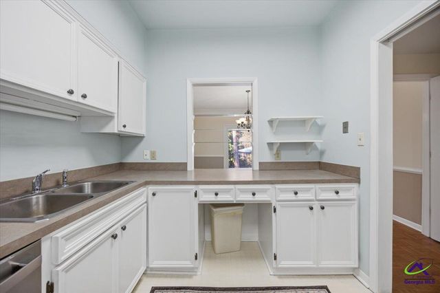 4935 Rivoli Dr Apt F, Macon, GA 31210