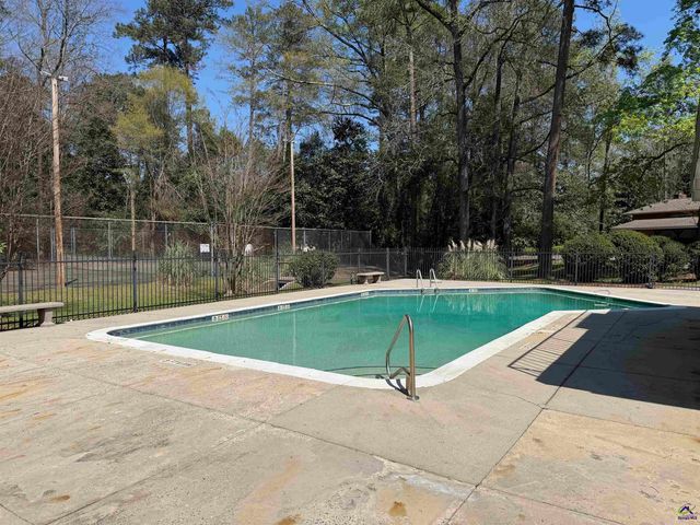 4935 Rivoli Dr Apt F, Macon, GA 31210
