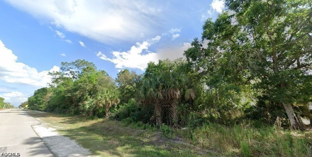 2790 60th AVE NE, Naples, FL 34120