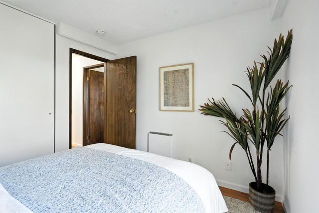 332 Philip Drive 303, Daly City, CA 94015