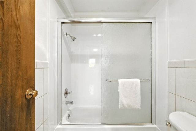 332 Philip Drive 303, Daly City, CA 94015