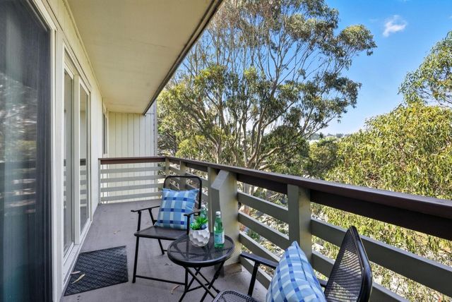 332 Philip Drive 303, Daly City, CA 94015