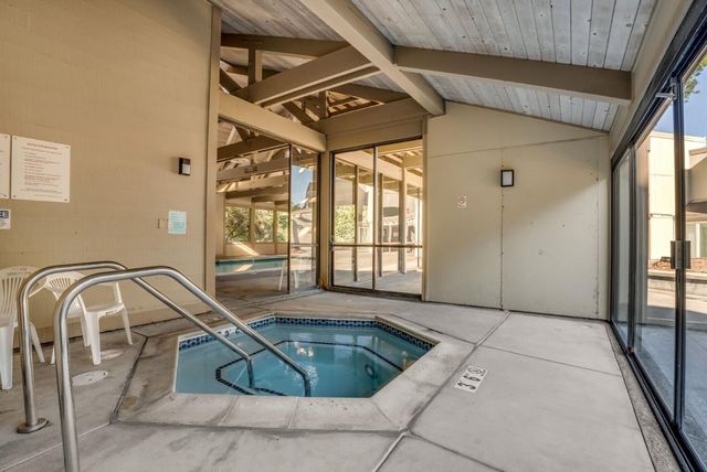 332 Philip Drive 303, Daly City, CA 94015