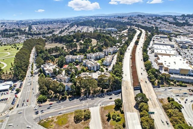 332 Philip Drive 303, Daly City, CA 94015