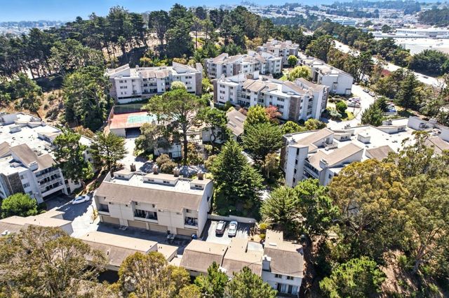 332 Philip Drive 303, Daly City, CA 94015