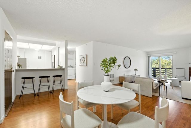 332 Philip Drive 303, Daly City, CA 94015