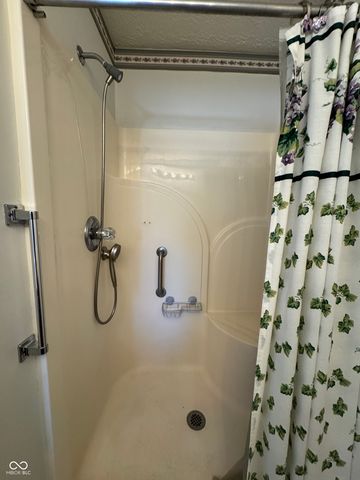 1207 N Monroe Way, Rushville, IN 46173