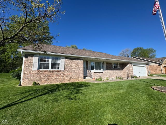 1207 N Monroe Way, Rushville, IN 46173