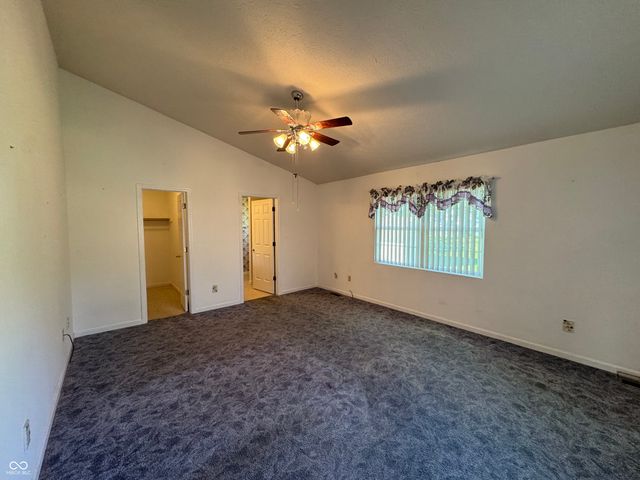 1207 N Monroe Way, Rushville, IN 46173