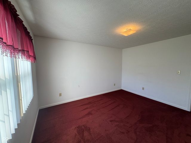1207 N Monroe Way, Rushville, IN 46173