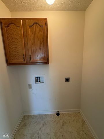 1207 N Monroe Way, Rushville, IN 46173