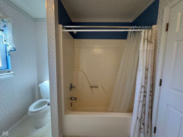 1207 N Monroe Way, Rushville, IN 46173