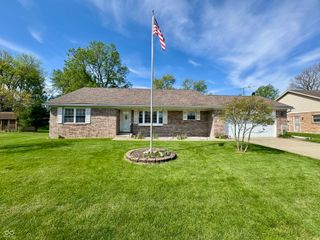1207 N Monroe Way, Rushville, IN 46173