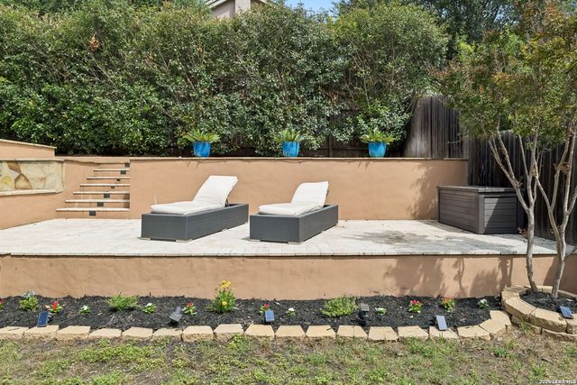571 CALM SPGS, San Antonio, TX 78260