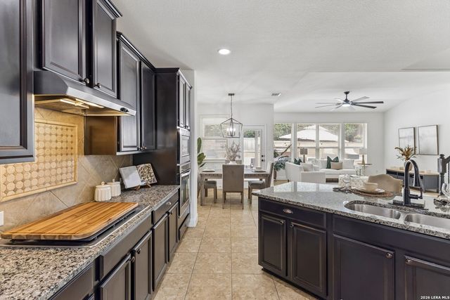 571 CALM SPGS, San Antonio, TX 78260
