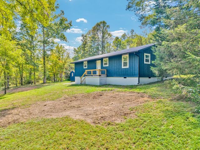 121 Twin Oaks Rd, Pikeville, TN 37367