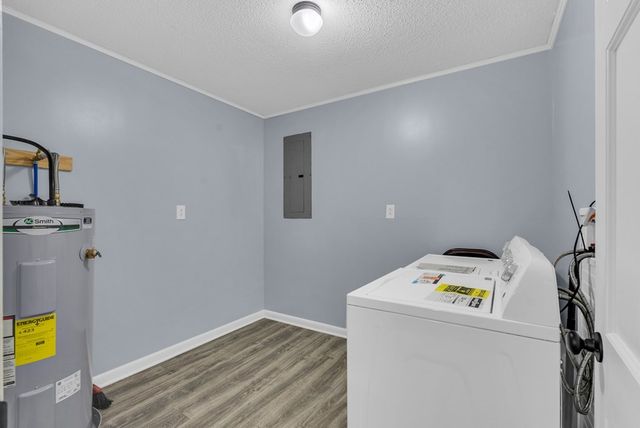 121 Twin Oaks Rd, Pikeville, TN 37367